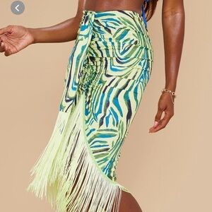 PrettyLittleThing Neon Lime & Teal Zebra Fringe Sarong